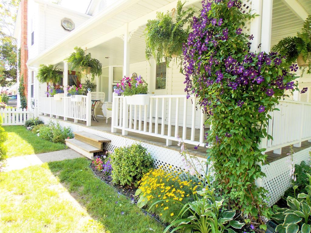 Finlay House Bed And Breakfast Niagara - On - The - Lake ภายนอก รูปภาพ