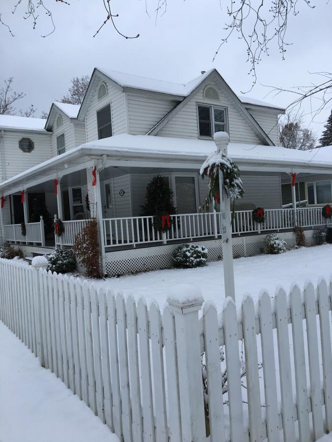 Finlay House Bed And Breakfast Niagara - On - The - Lake ภายนอก รูปภาพ