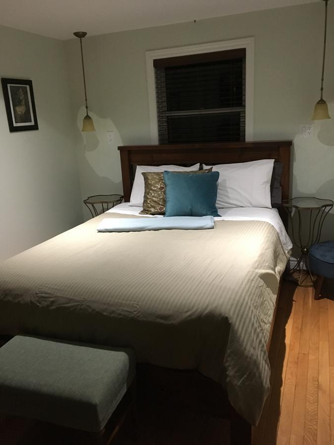 Finlay House Bed And Breakfast Niagara - On - The - Lake ภายนอก รูปภาพ