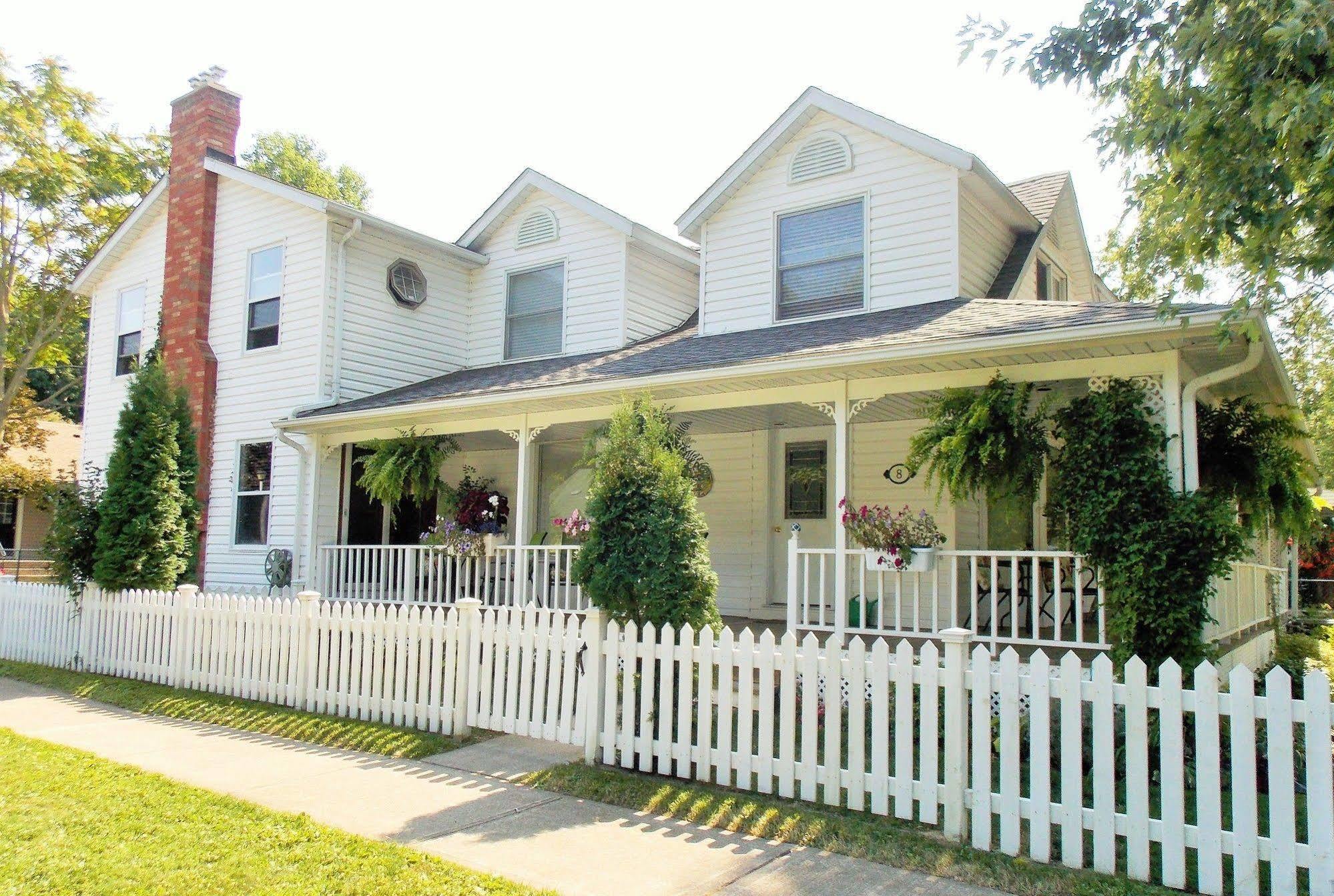 Finlay House Bed And Breakfast Niagara - On - The - Lake ภายนอก รูปภาพ