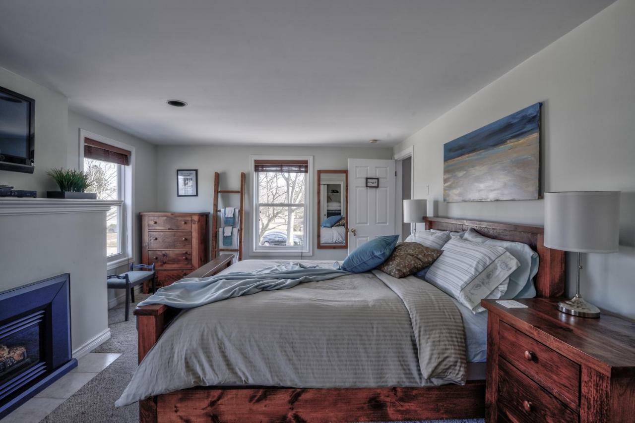 Finlay House Bed And Breakfast Niagara - On - The - Lake ภายนอก รูปภาพ
