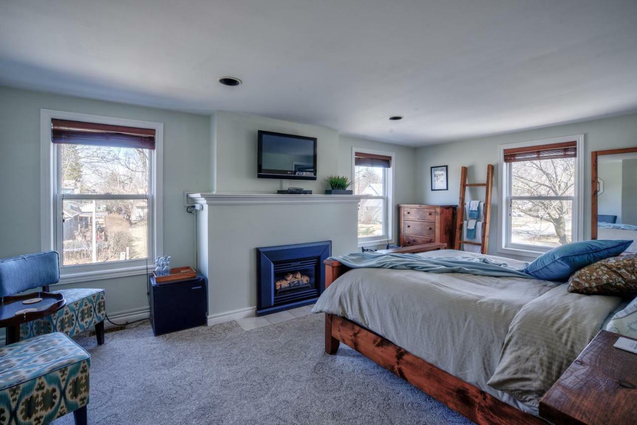 Finlay House Bed And Breakfast Niagara - On - The - Lake ภายนอก รูปภาพ